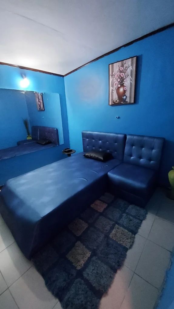 exlusive movie house.