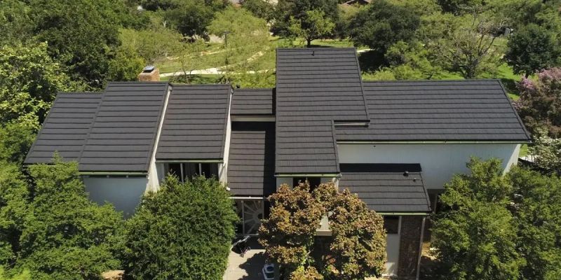 Stone-Coated Roofing Tiles vs Metal Sheets in Ghana