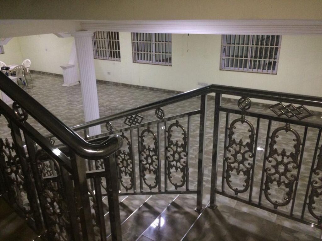 Bedroom House for Rent in East Legon